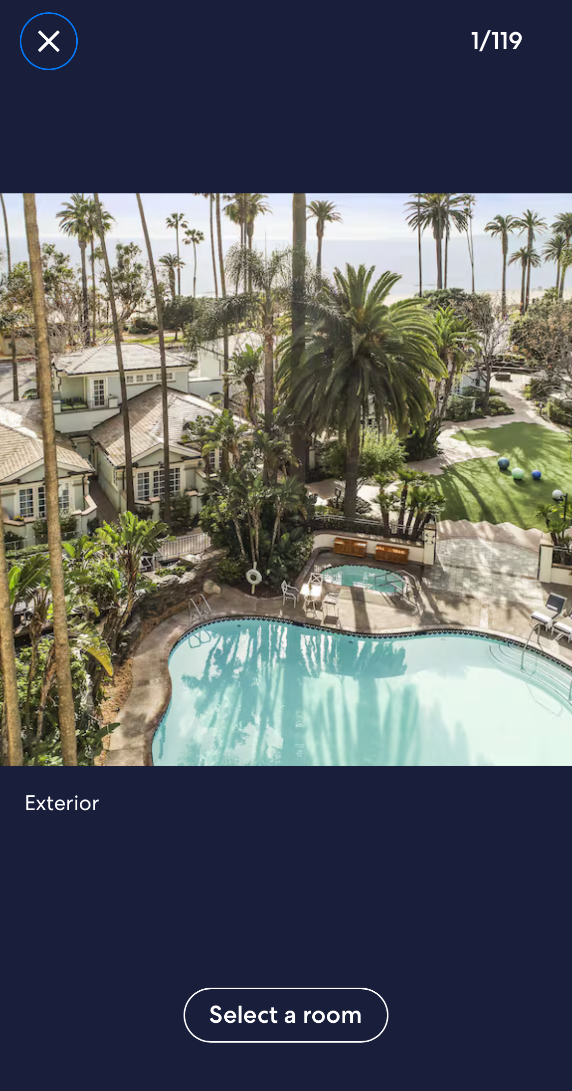 Mobile screenshot of Expedia